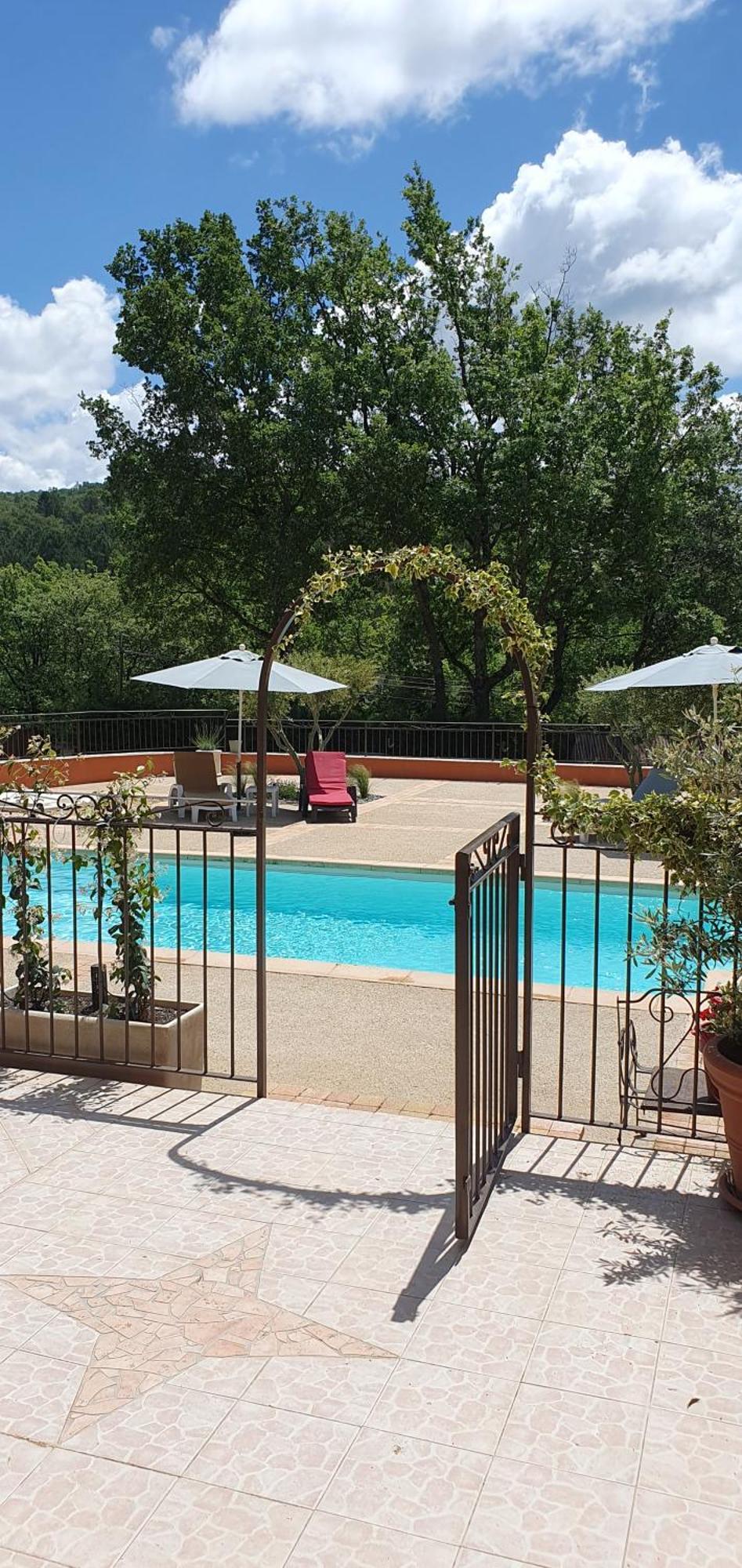 Maison Familiale Avec Piscine Et Boulodrome Dans Le Luberon Villa Caseneuve Ngoại thất bức ảnh